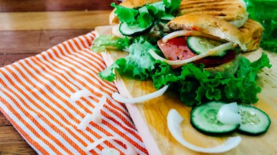 burger_sandwich_food_snack_meal_tasty_bread_salad