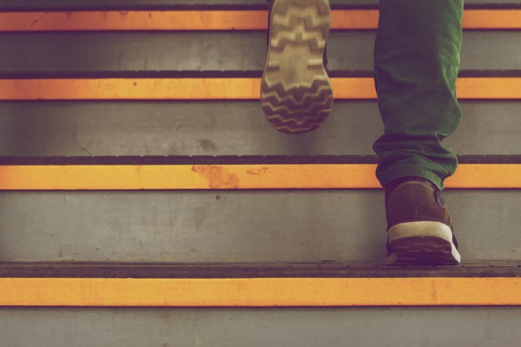 step_stair_shoe_ascend