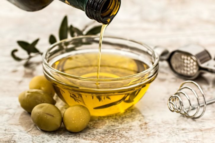 olive_oil_salad_dressing_cooking_olive_healthy_vegetarian_food_diet-853081.jpg!d